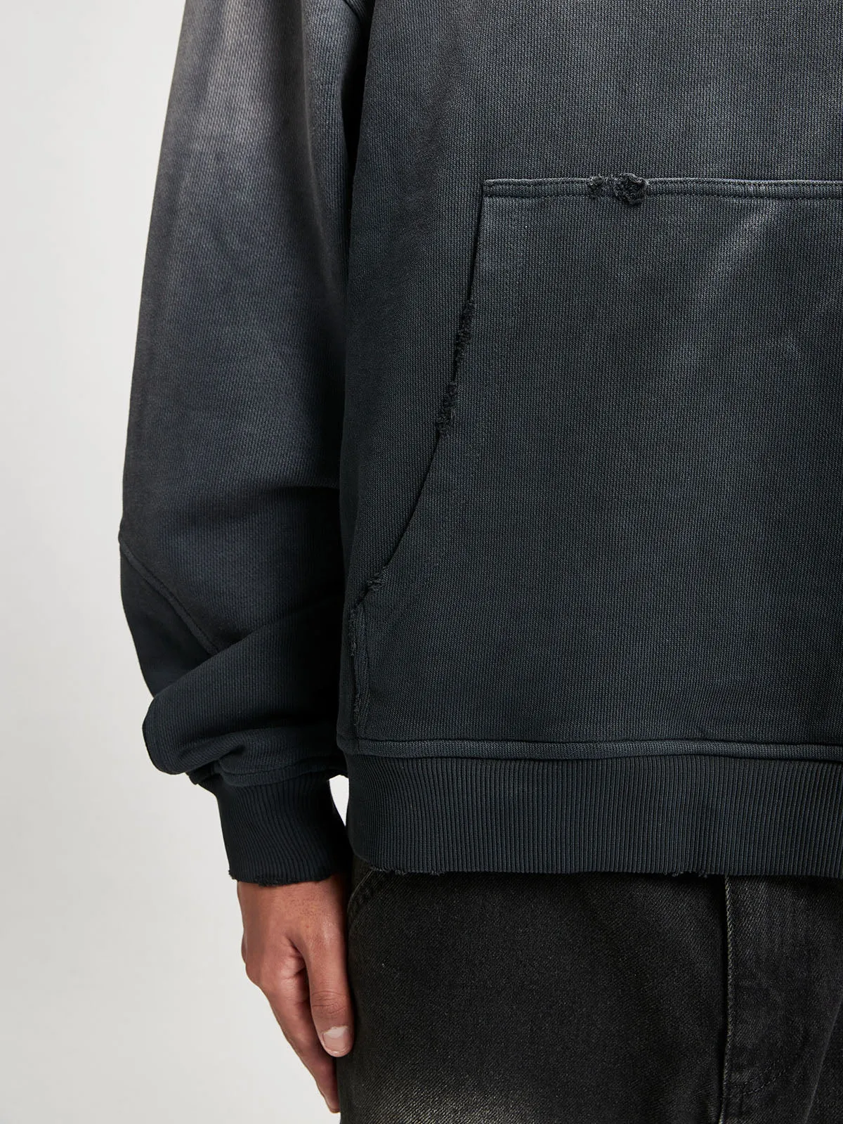 COLOR GRADIENT HOODIE - WASHED BLACK