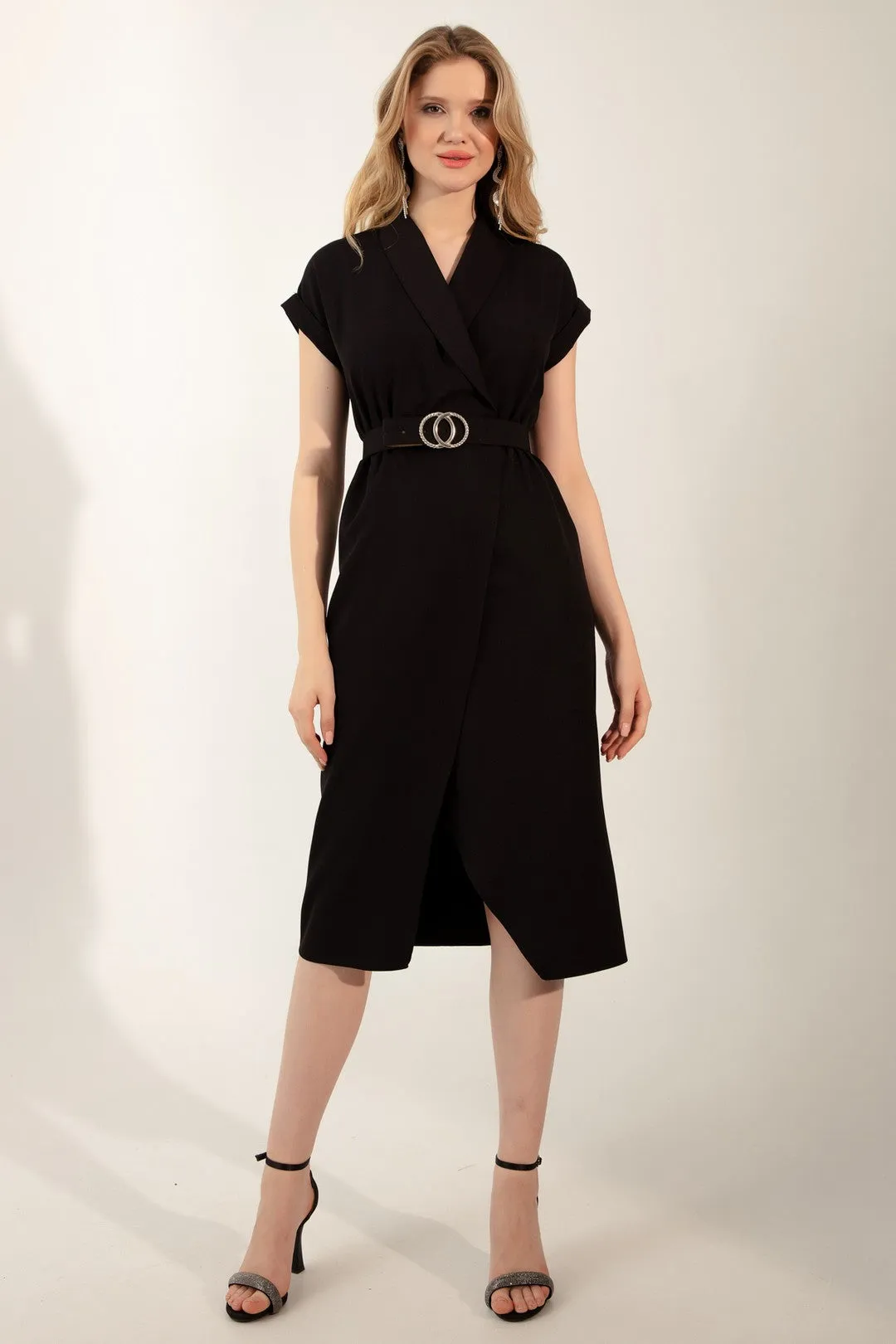 Female Cruve Yaka Arched Midi Dress