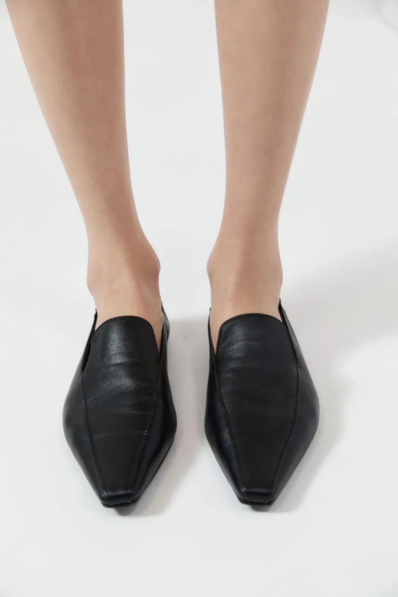 Flat Loafer - Black