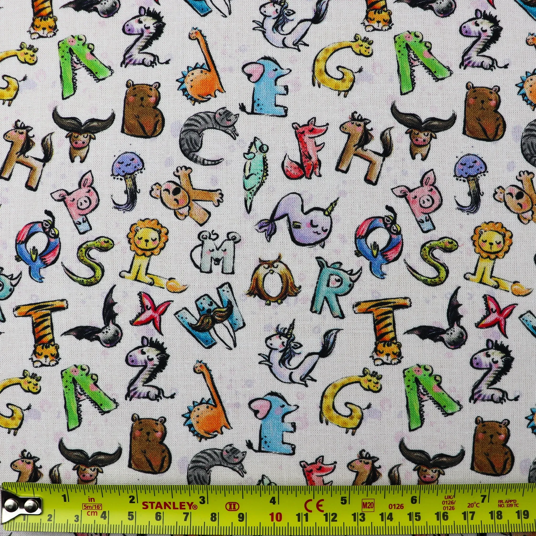 FS1079 Animals Alphabet Cotton Fabric White