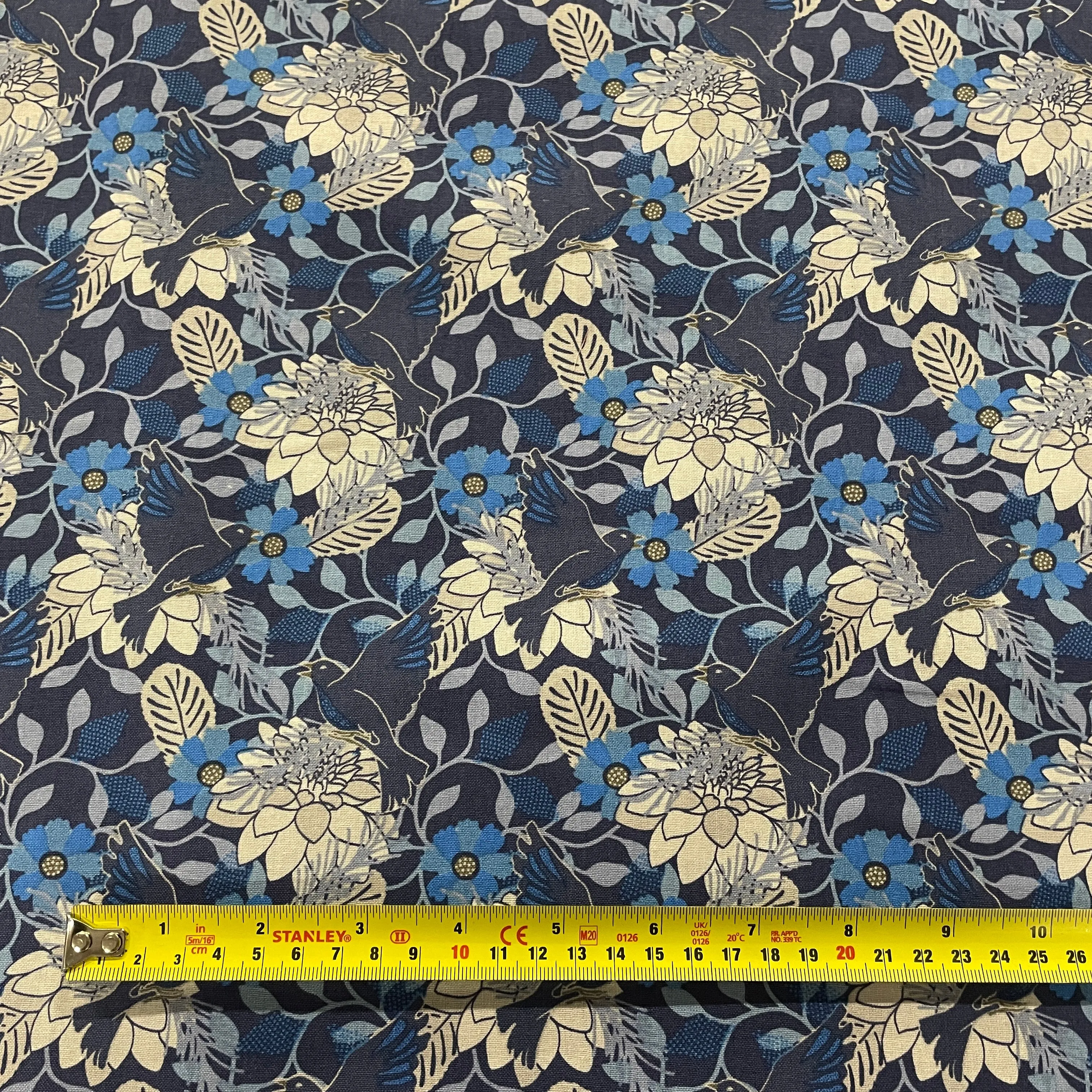 FS865 Floral Cotton Fabric Blue